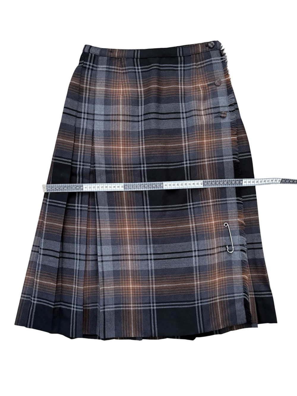 Vintage Tartan Plaid Wool Wrap Midi Kilt Skirt Canada Button Neutral Fits Size 6 - Picture 8 of 14